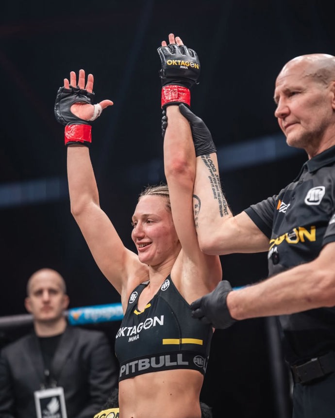 FOTO: Lucia Szabová je držitelkou celé řady ocenění. – stránka 3