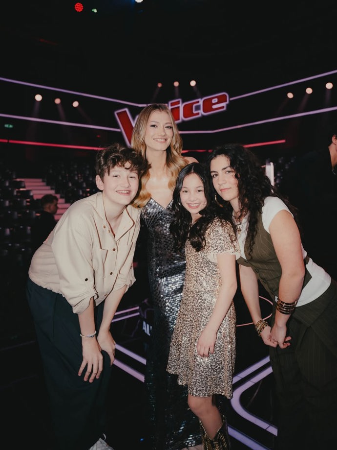 FOTO: Německá zpěvačka Leony s finalisty The Voice Kids. – stránka 1