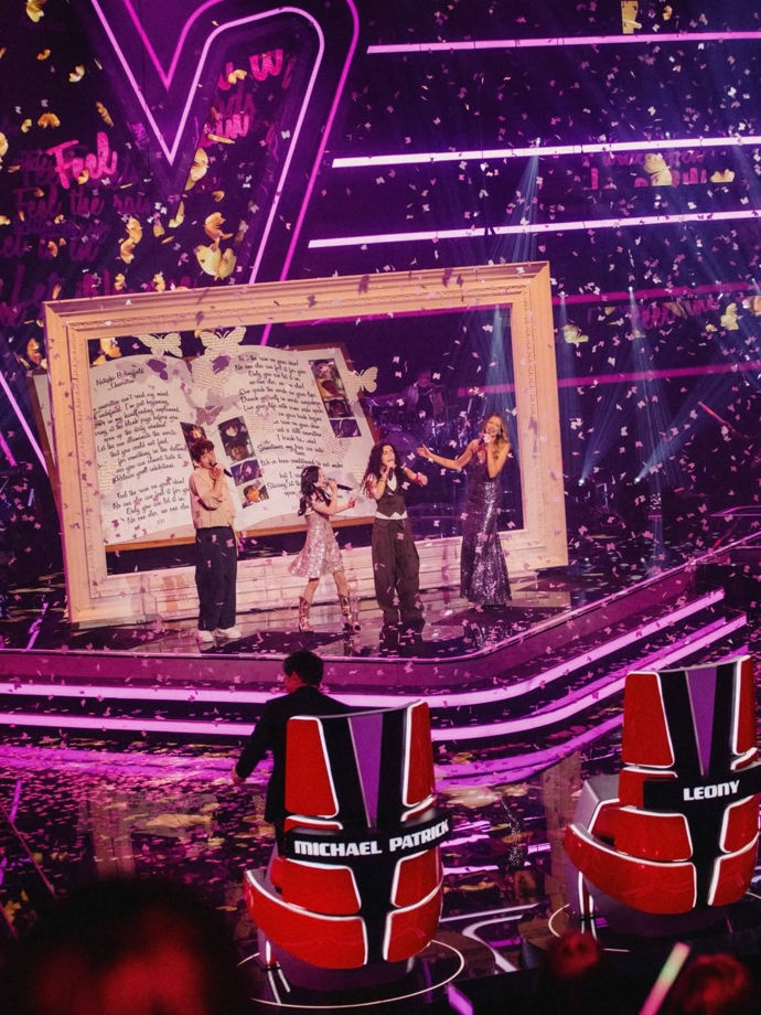 FOTO: Německá zpěvačka Leony si zazpívala po boku Maxe a dalších finalistů.