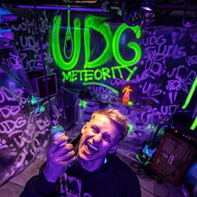 Nový zpěvák kapely UDG Tomáš Štefko. 