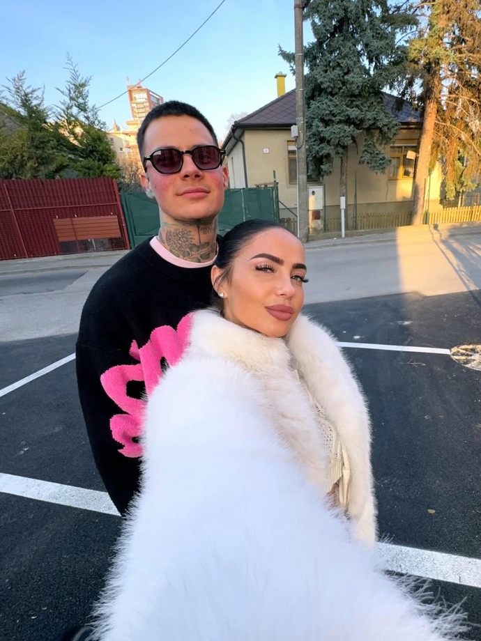 FOTO: Nikolas Němec s přítelkyní. – stránka 2