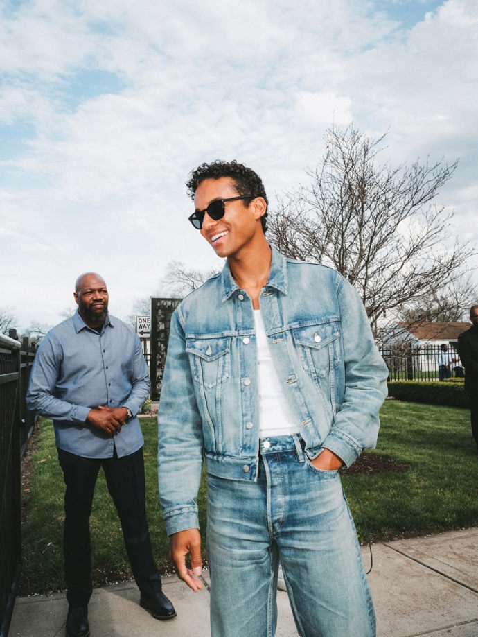 FOTO: Jaafar strávil dva roky přípravou na roli krále popu. – stránka 2