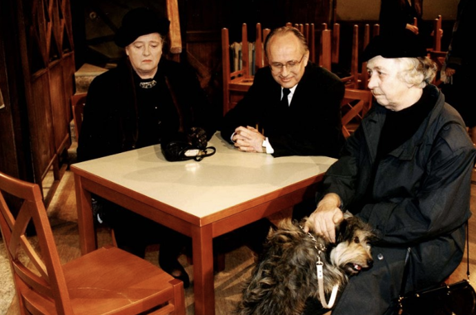 FOTO: Věra Tichánková v seriálu Hospoda. – stránka 1