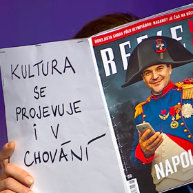 Zuzana Zlatohlávková na sebe upoutala pozornost, stejně jako před několika týdny Petr Macinka, který je na titulní stránce časopisu.