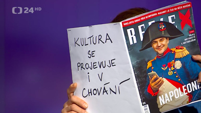 FOTO: Zuzana Zlatohlávková na sebe upoutala pozornost, stejně jako před několika týdny Petr Macinka, který je na titulní stránce časopisu.