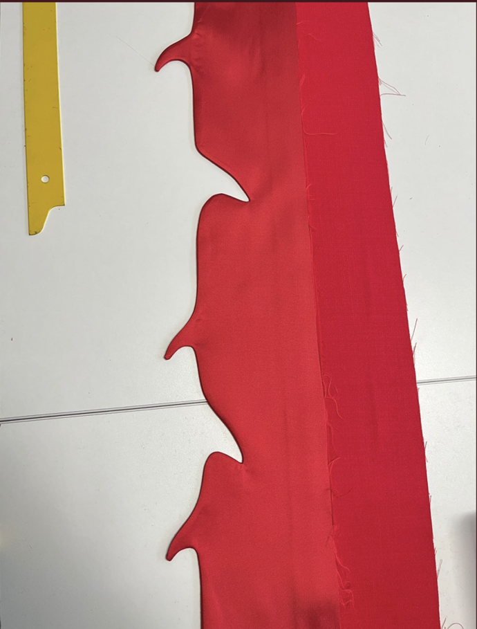 FOTO: Návrh modelu pro Ewu Farnou od Borise Kráľe. – stránka 9