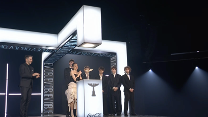 FOTO: Své hudební ocenění dojatě věnovala milované sestře, která si před lety sáhla na život.