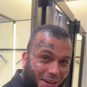 Ztracené kalhoty řešil naprosto absurdním způsobem.