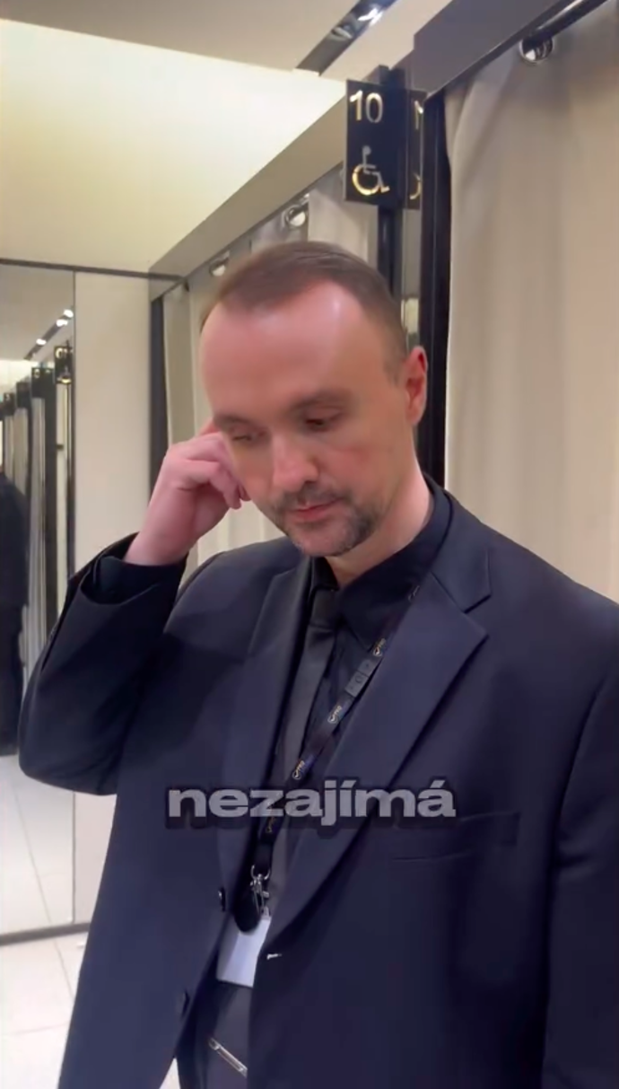 FOTO: Security naprosto selhala. – stránka 17