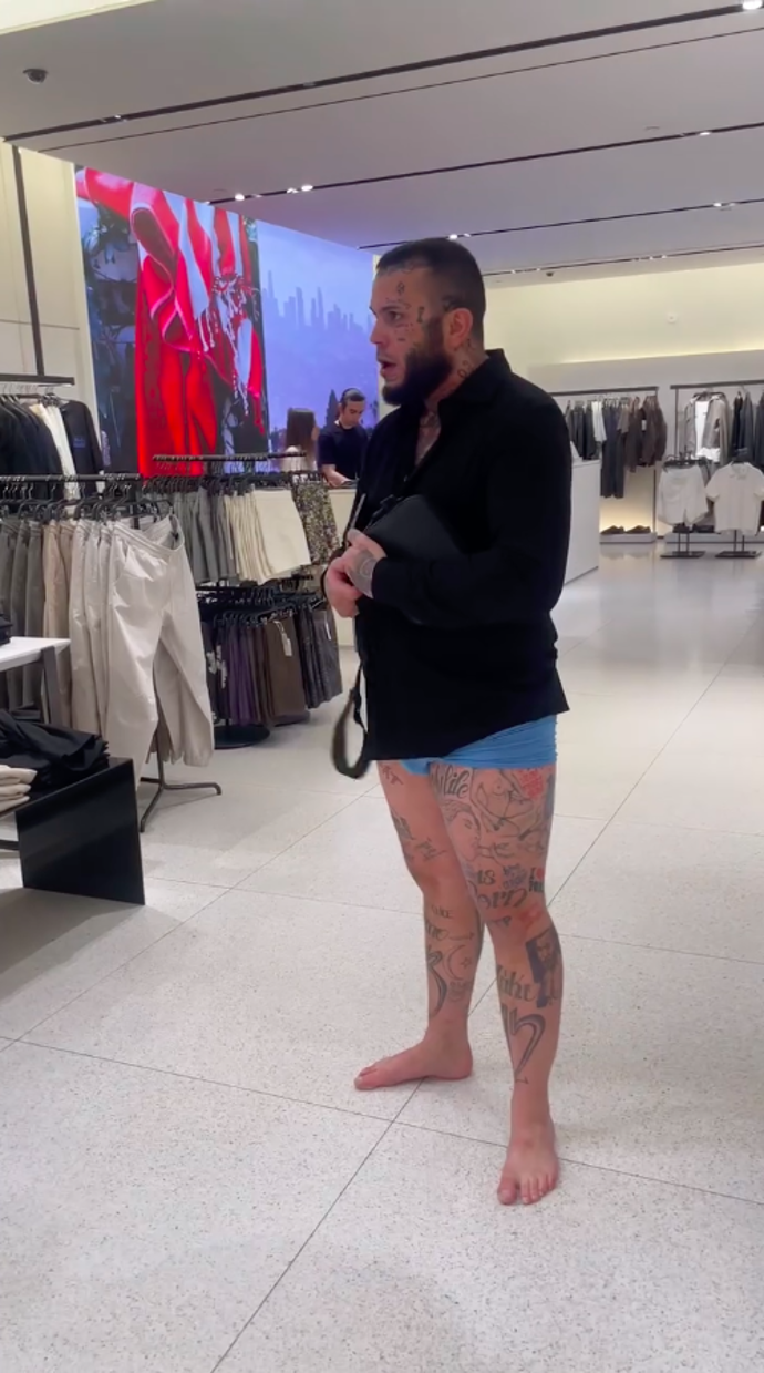 FOTO: Hádal se security. – stránka 15