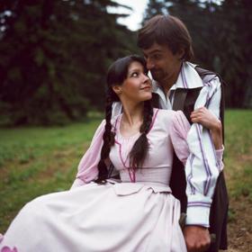 Koloběžka první (1984) s Dádou Patrasovou vznikla podle pohádky Jana Wericha. Hudbu a písně má na svědomí dvojice Jaroslav Uhlíř a Zdeněk Svěrák.