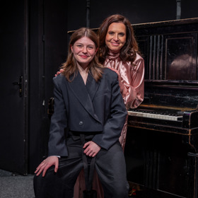 Sophie už je známou osobností, zahrála si v několika filmech a byla nominovaná na Českého lva. 