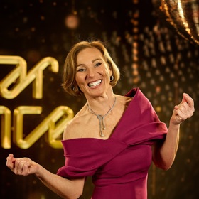 Další účastnicí StarDance je Hana Dvorská. 