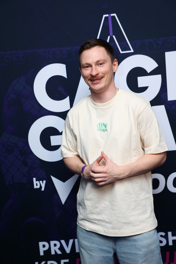 FOTO: Kapitán Cage Game Martin Mikyska alias Mikýř. – stránka 4