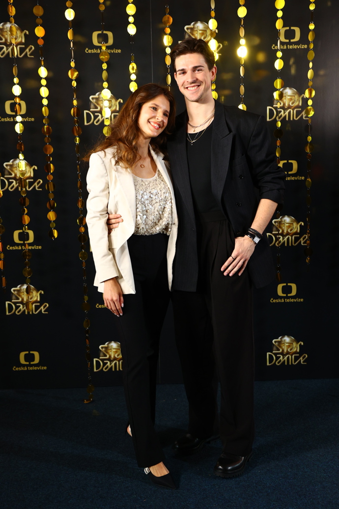 FOTO: Sara Sandeva a Daniel Makovec. – stránka 16