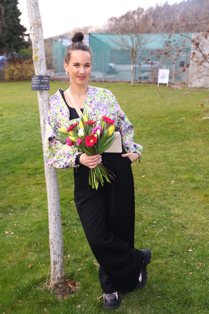 FOTO: Michaela Tomešová na slavnostním zahájení výstavy živých tropických motýlů nazvané Motýli: Umění přežít. – stránka 5