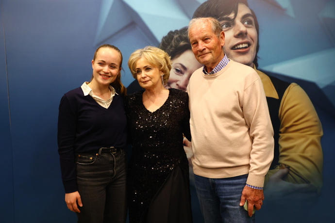 FOTO: Jana Nagyová na premiéře snímku Šampión. – stránka 14