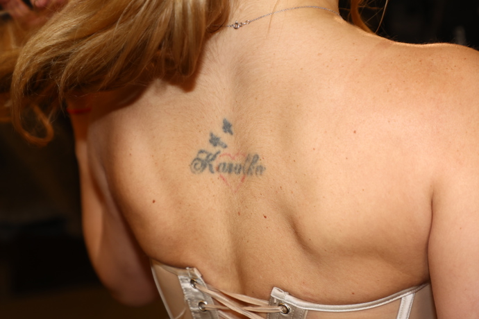 FOTO: Šárka Vaňková ukázala tetování. – stránka 4