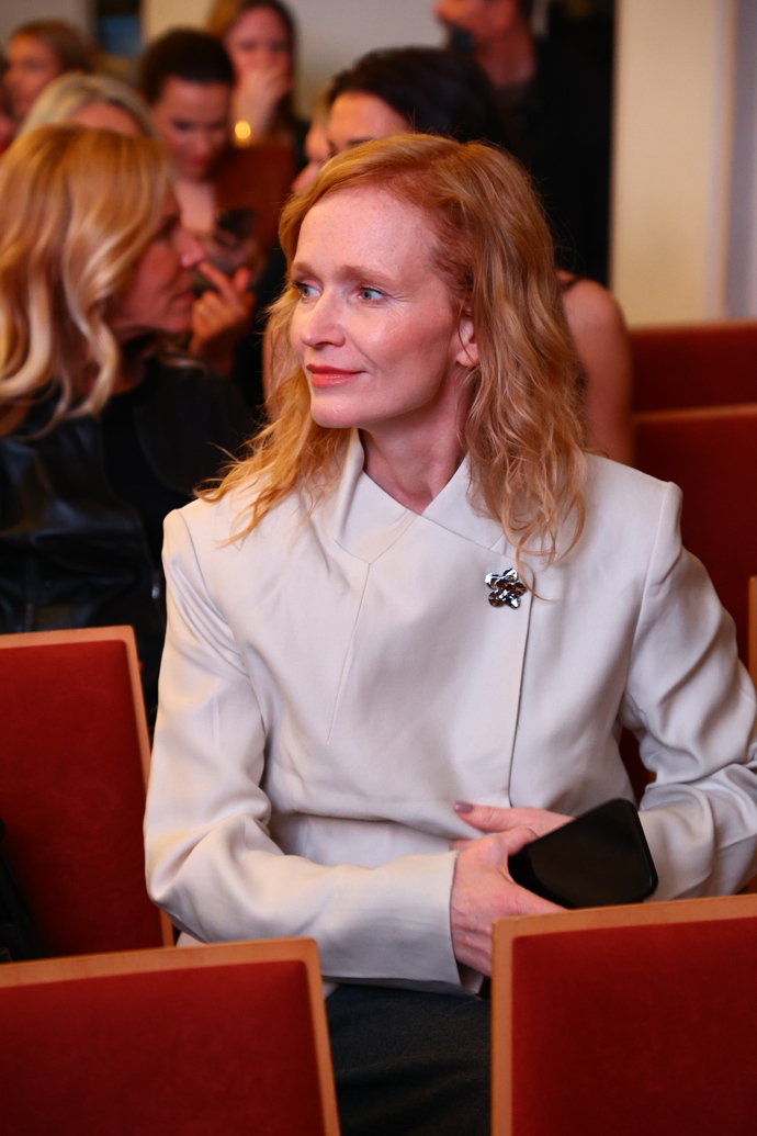 FOTO: Aňa Geislerová si dokument o Leošovi Marešovi nenechala ujít. – stránka 17