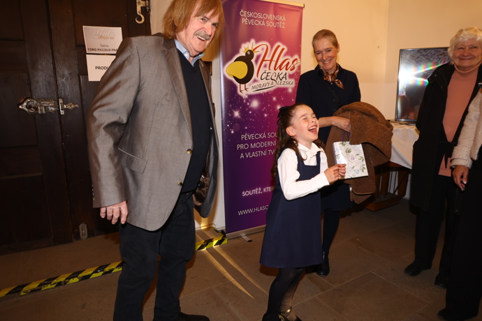 FOTO: Vnučka Karla Vágnera je veselá kopa. – stránka 44