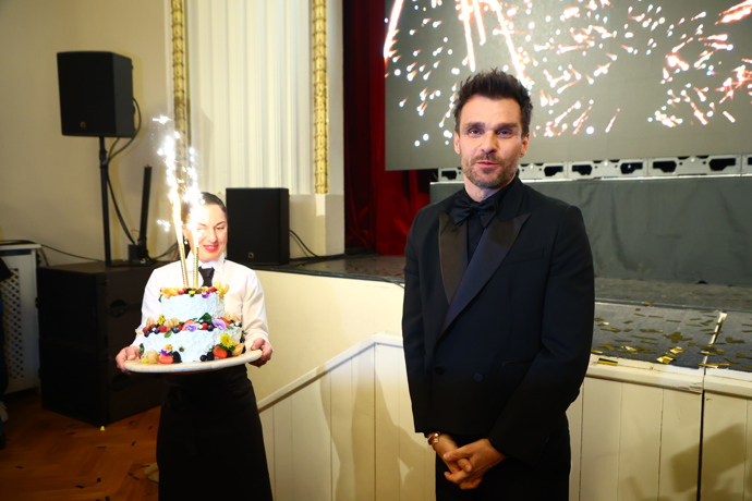 FOTO: Leoš Mareš na premiéře svého dokumentu. – stránka 50