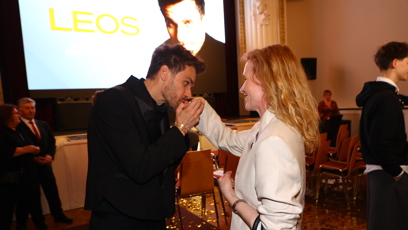 FOTO: Leoš Mareš se zachoval jako džentlmen.