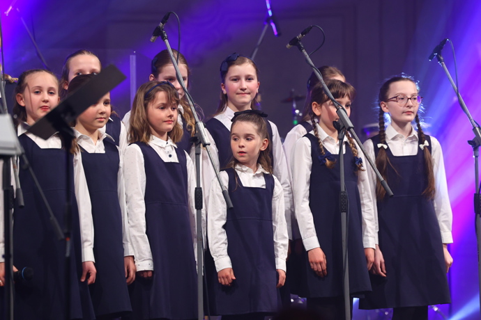 FOTO: Dětský sbor. – stránka 30