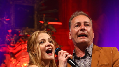 FOTO: Šárka Vaňková a Petr Vondráček spolu zazpívali hity Knoflíky lásky a Hej, pane diskžokej.