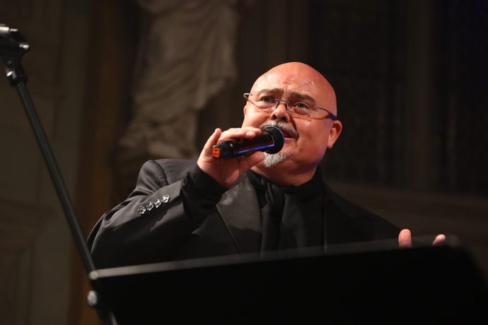 FOTO: K příležitosti nedožitých 60. narozenin zpěvačky Ivety Bartošové se zpěvačka Šárka Vaňková a Fredy Bittner Band rozhodli uspořádat vzpomínkový koncert. – stránka 10