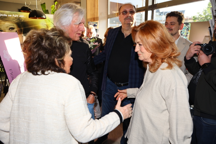 FOTO: Simona Stašová byla své matce stále při boku. – stránka 4