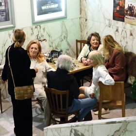 Oslava se protáhla.