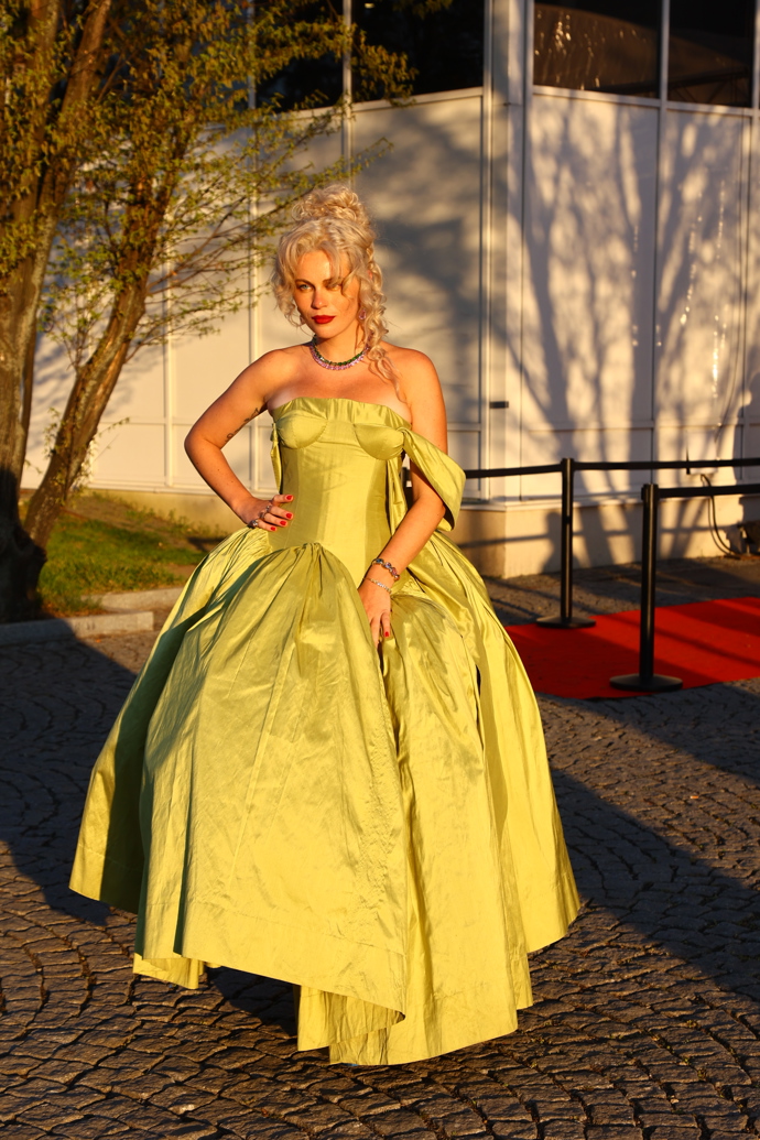 FOTO: Žofie Dařbujánová jako vévodkyně. – stránka 4