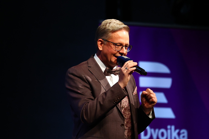FOTO: Oslava narozenin Jiřiny Bohdalové. – stránka 64