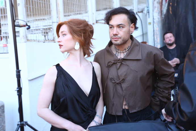 FOTO: Natálie Halouzková po boku Renneho Danga. – stránka 8