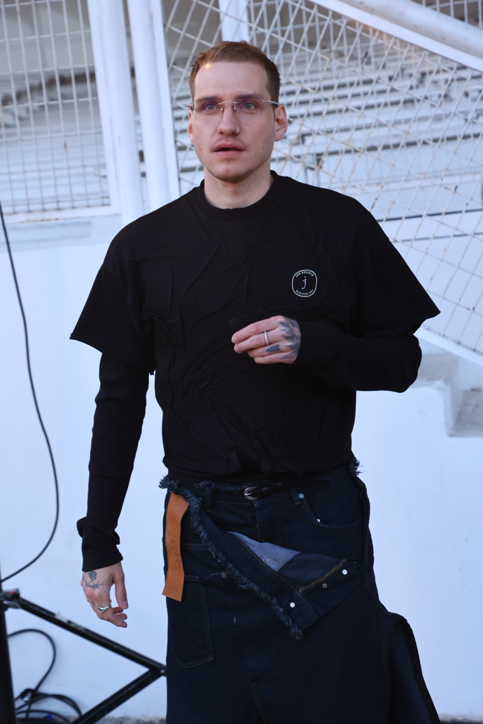FOTO: NobodyListen, vlastním jménem Jakub Strach. – stránka 185
