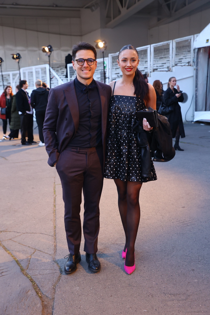 FOTO: Jakub Kotek s partnerkou. – stránka 13