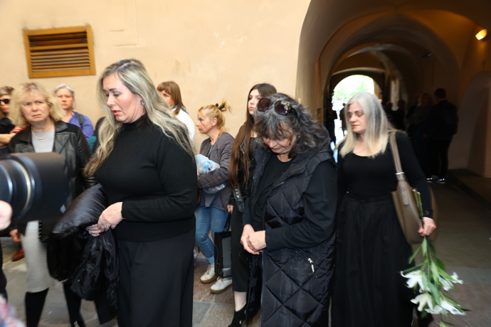 FOTO: Pohřeb Jana Potměšila. – stránka 38