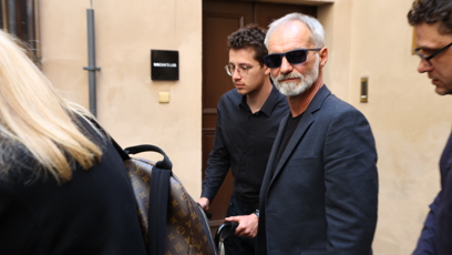 FOTO: Ivan Trojan v davu.