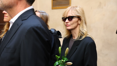 FOTO: Aňa Geislerová na pohřbu Jana Potměšila.