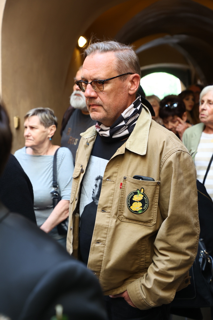 FOTO: Nezvolil však nejvhodnější outfit. – stránka 1