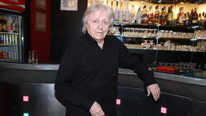 FOTO: Václav Neckář obnovil starou píseň.