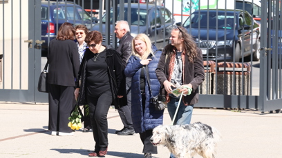 FOTO: Smuteční hosté na pohřbu Václava Hybše.