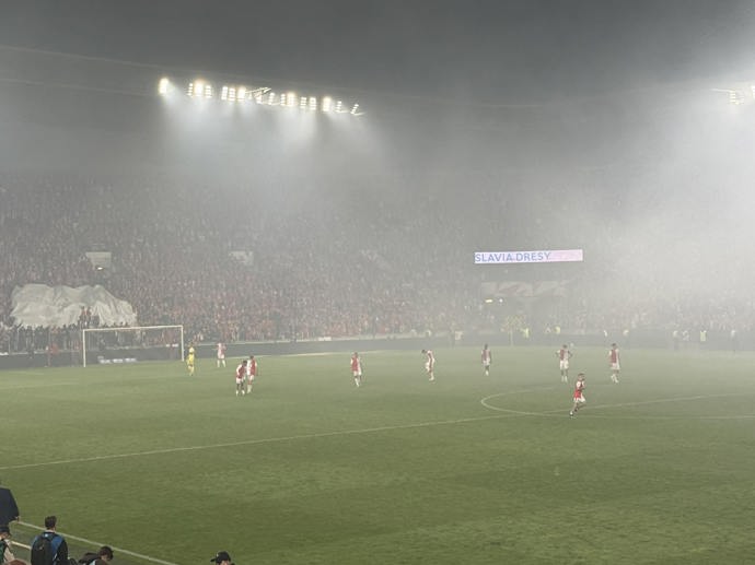 FOTO: Skandál na derby pražských S. – stránka 4