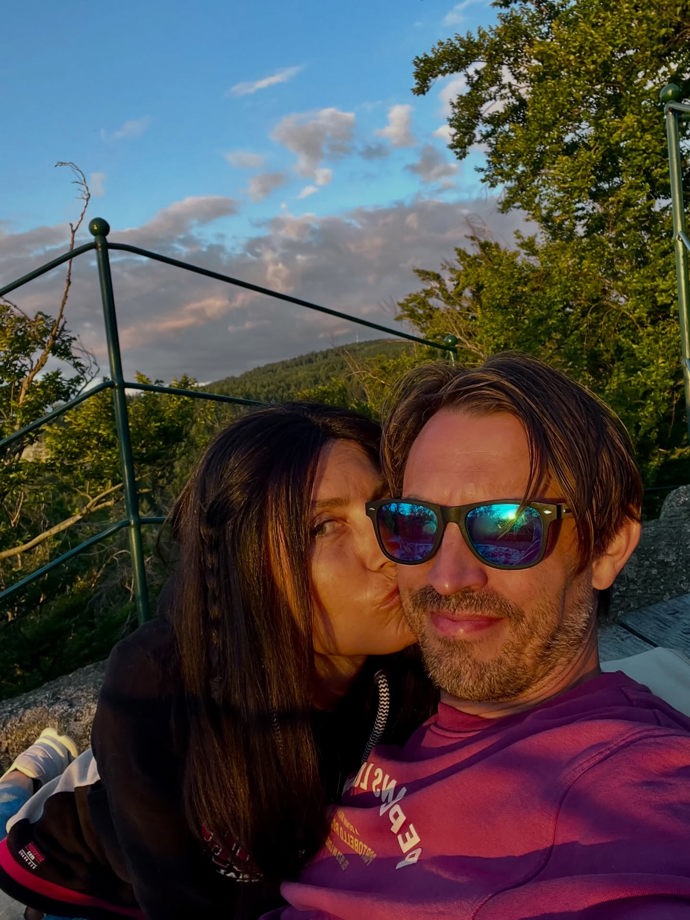 FOTO: Martin Koukal oplakává svou partnerku, která zemřela. – stránka 3
