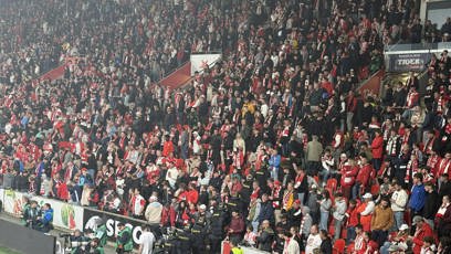 FOTO: Skandál na derby pražských S.