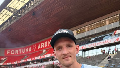 FOTO: Štěpán Chaloupek po boku své snoubenky Anety.