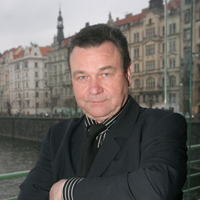 Václav Postránecký se začal věnovat herectví ve velmi útlém věku. První roli získal ve 4 letech, scénář se musel naučit nazpaměť, číst neuměl.