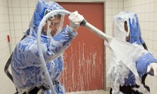 Smrtící ebola znovu děsí svět: Co hrozí Česku a jaké jsou první příznaky