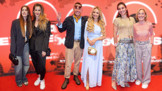 Módní policie z finále Asia Express: Jan Tuna se sladil košilí s Miss Šáchovou, Jana Bernášková s dcerou vsadily na oversize saka