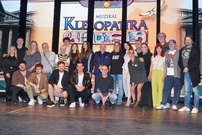 FOTO: Tisková konference k muzikálu Kleopatra - 25 let. – stránka 1